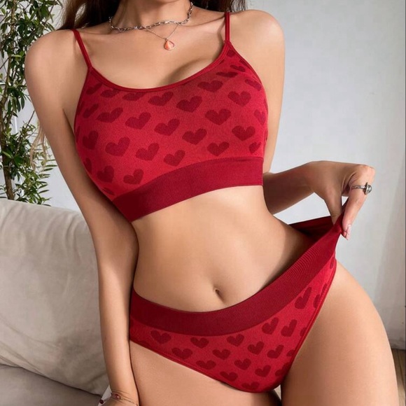 Women Heart Print Bra & Brief Set - Picture 3 of 6